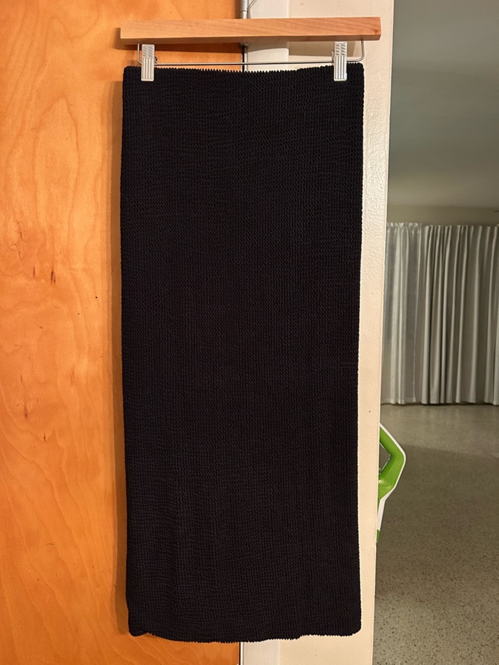 Midi Skirt 🖤